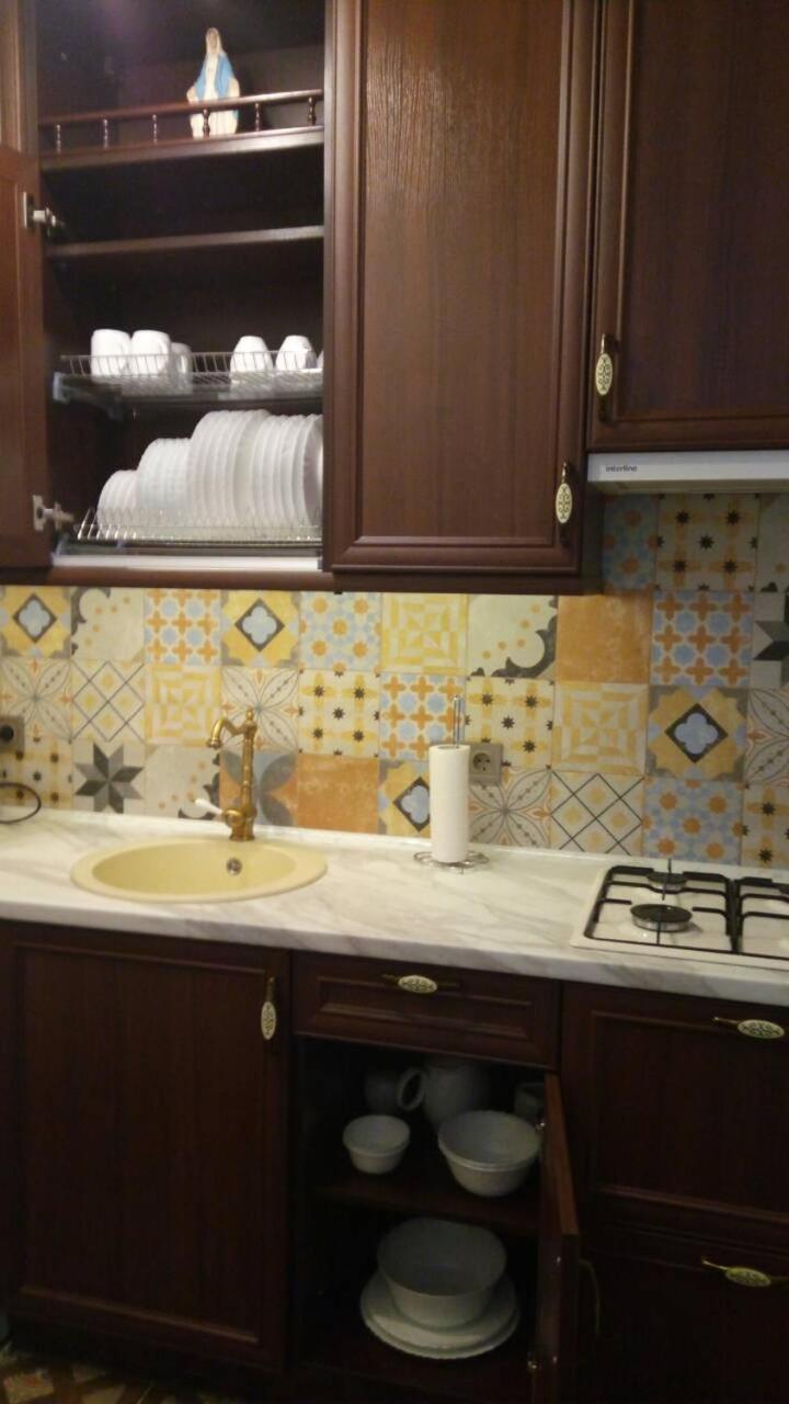 V.I.P.Apartmens Rynok Sqr.19 Львов Экстерьер фото
